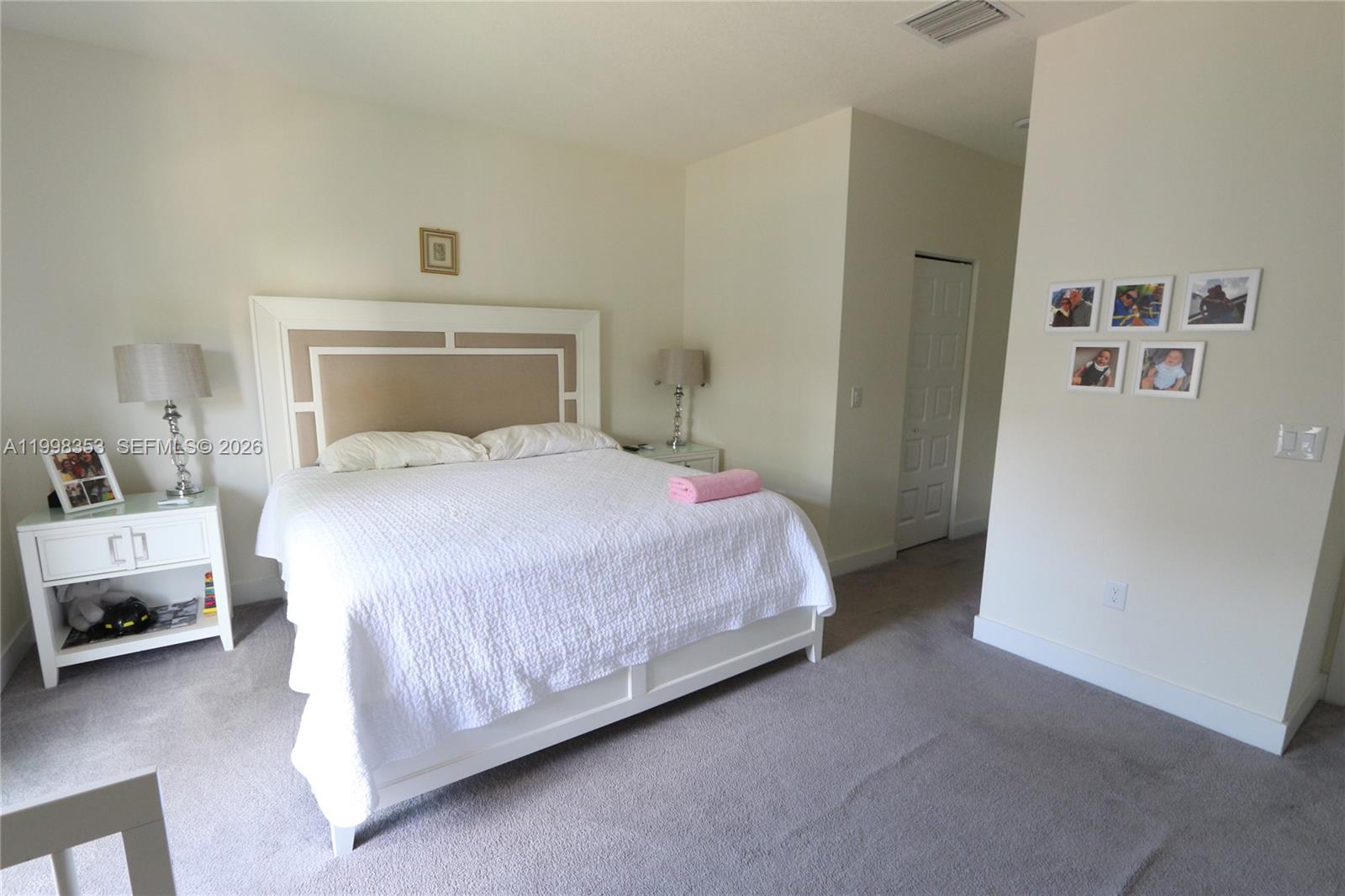 DOWNTOWN DORAL SOUTH PHAS - Residential