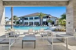 DOWNTOWN DORAL SOUTH PHAS - Residential