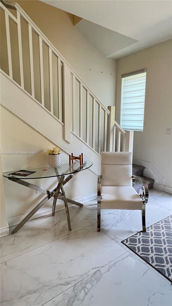 DOWNTOWN DORAL SOUTH PHAS - Residential