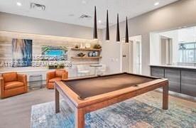 DOWNTOWN DORAL SOUTH PHAS - Residential