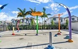 DOWNTOWN DORAL SOUTH PHAS - Residential