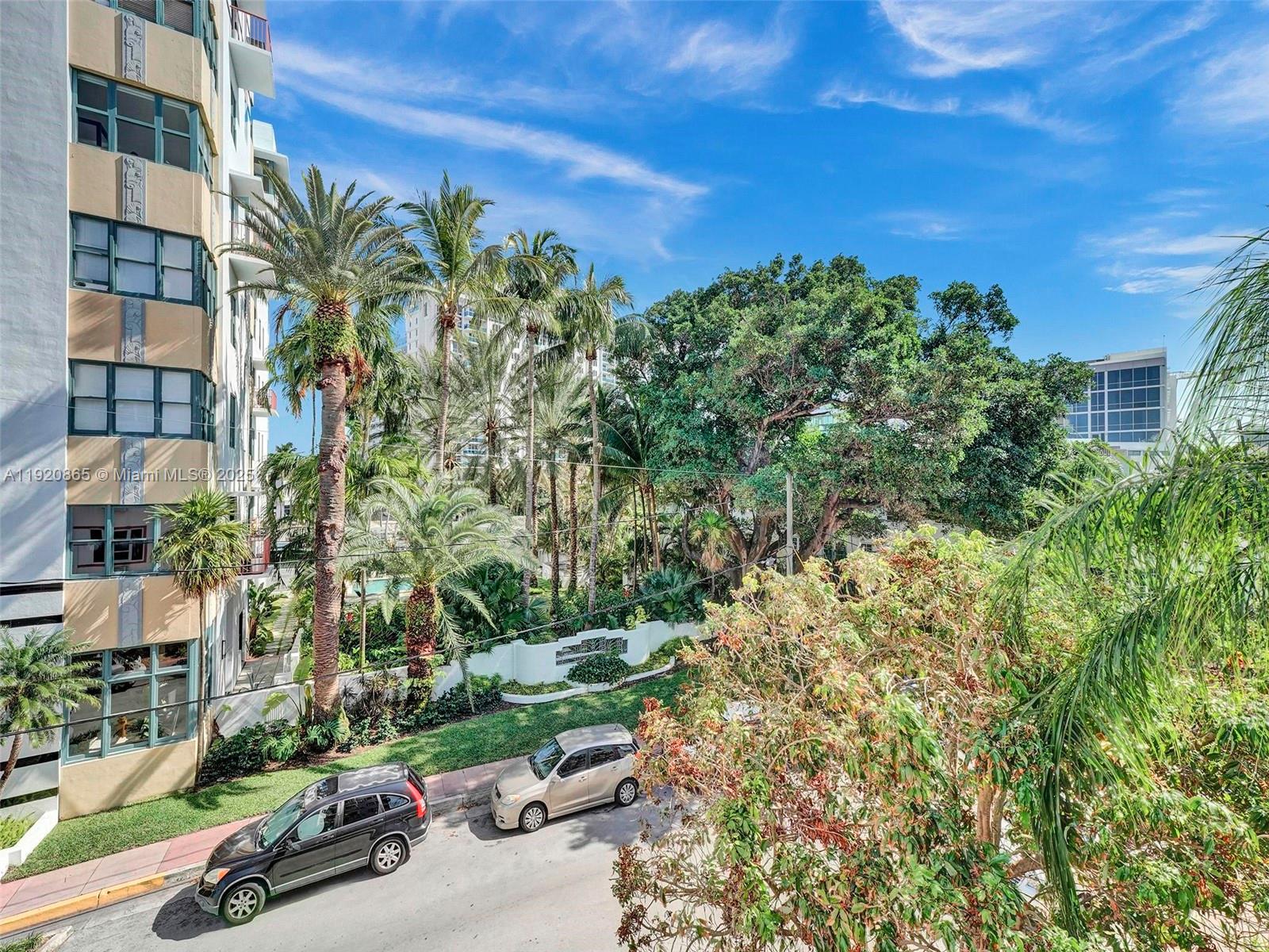 THE MANTELL - Residential