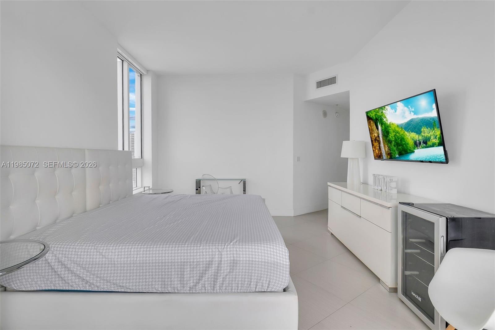 QUANTUM ON THE BAY CONDO - Residential