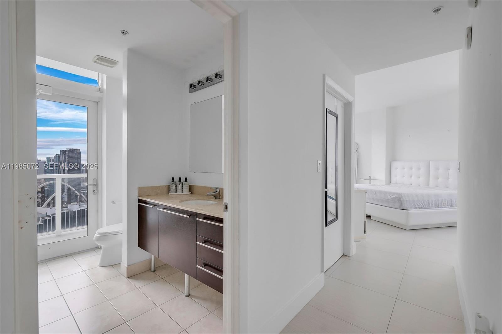 QUANTUM ON THE BAY CONDO - Residential