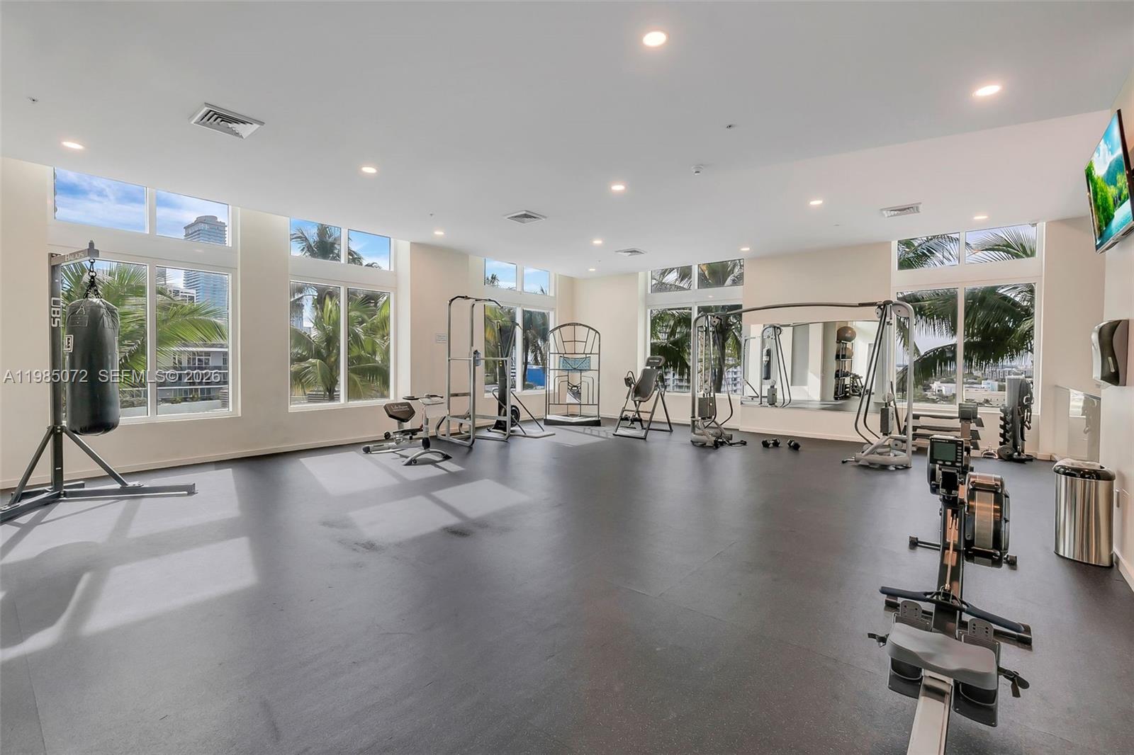 QUANTUM ON THE BAY CONDO - Residential