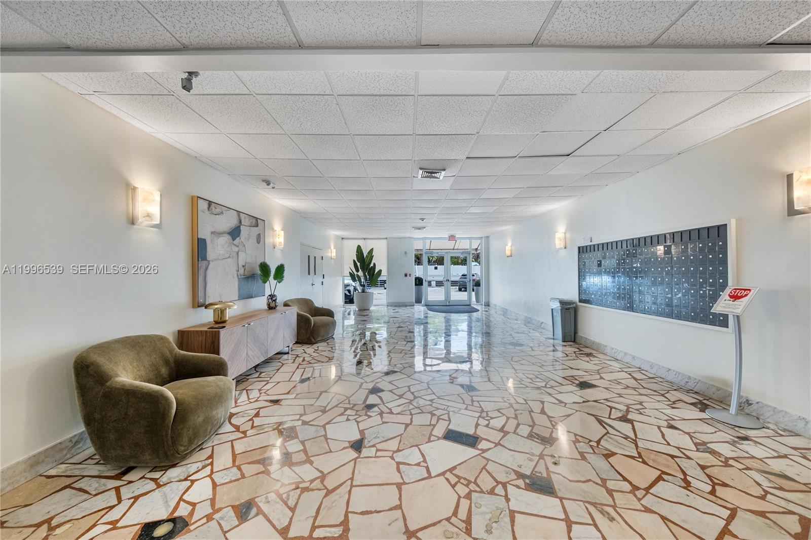 BAYVIEW TOWERS CONDO SOUT - Residential