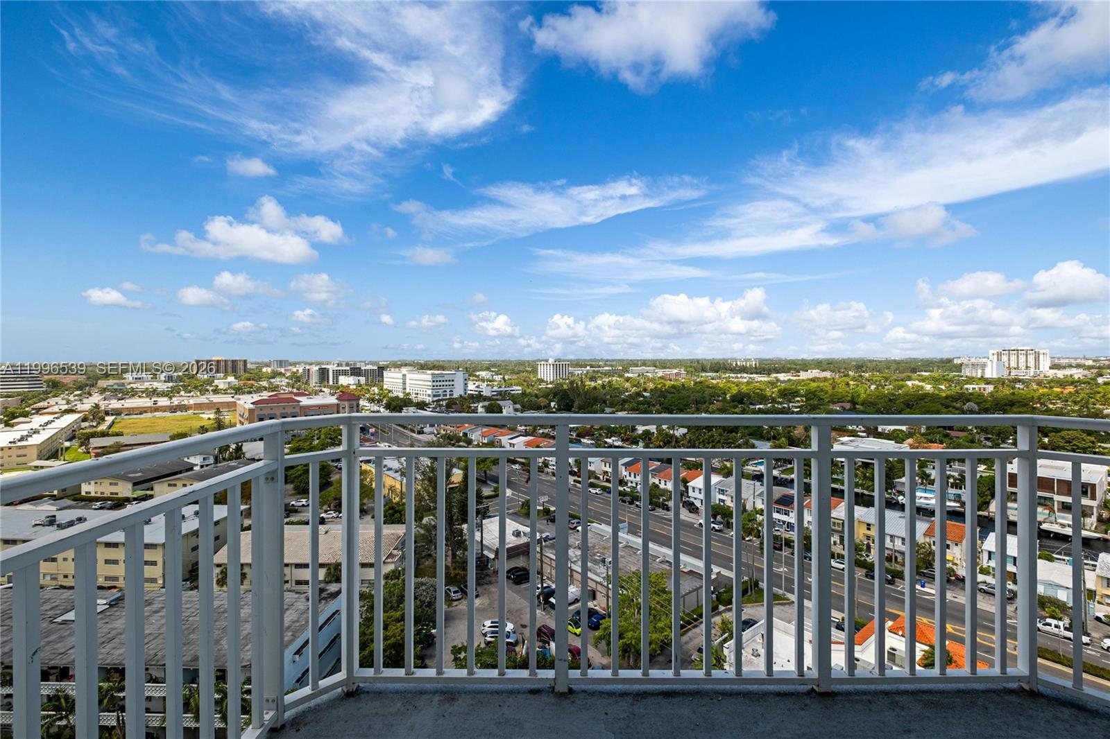 BAYVIEW TOWERS CONDO SOUT - Residential