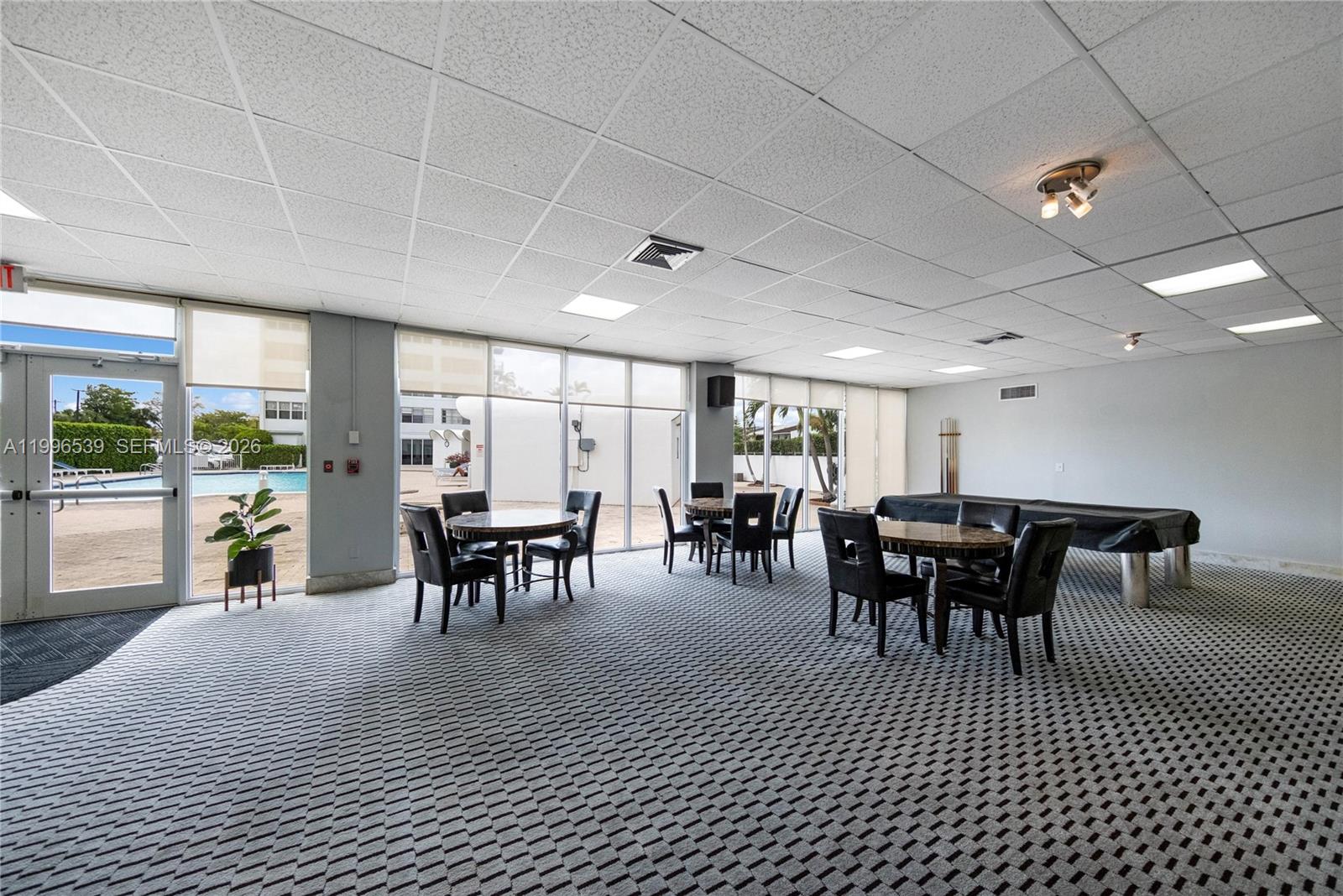 BAYVIEW TOWERS CONDO SOUT - Residential