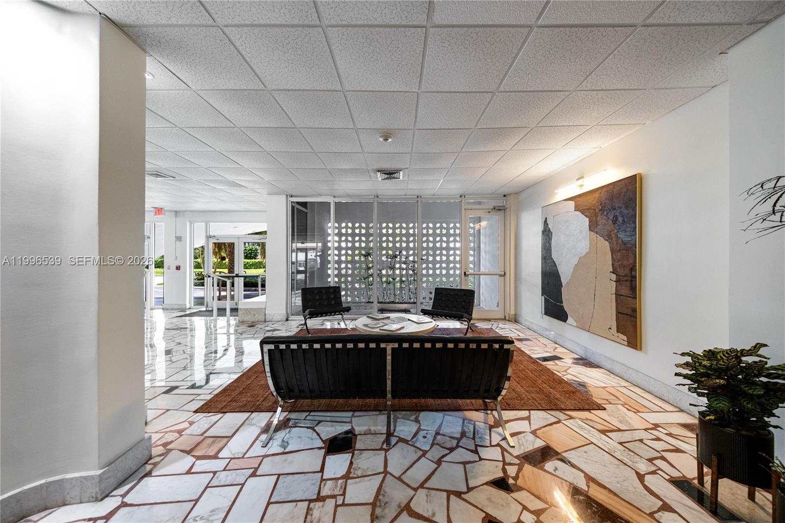 BAYVIEW TOWERS CONDO SOUT - Residential