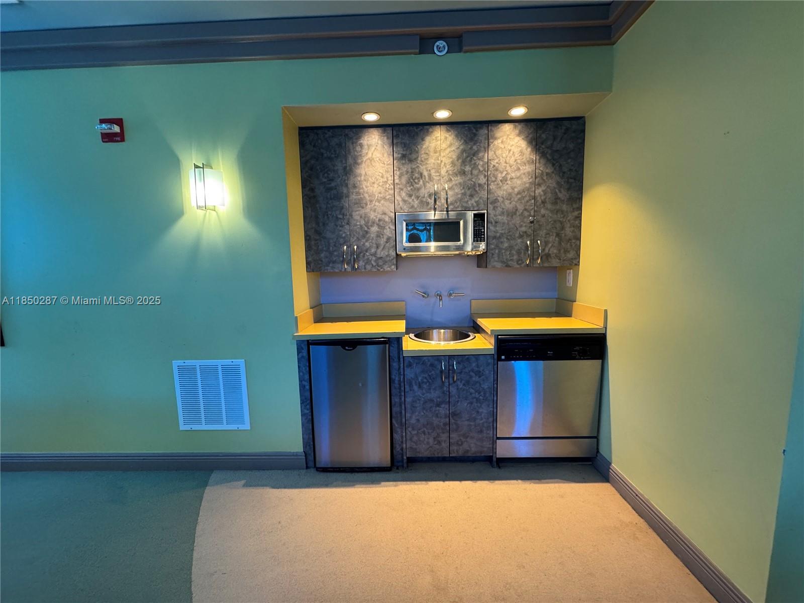 THE WAVERLY AT SURFSIDE B - Residential Lease