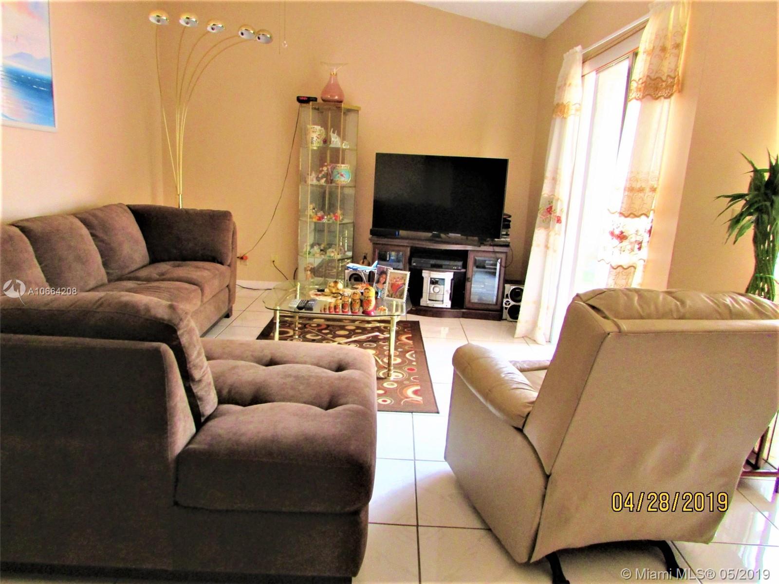 THE MOORS CLUSTER HOMES - Residential Lease