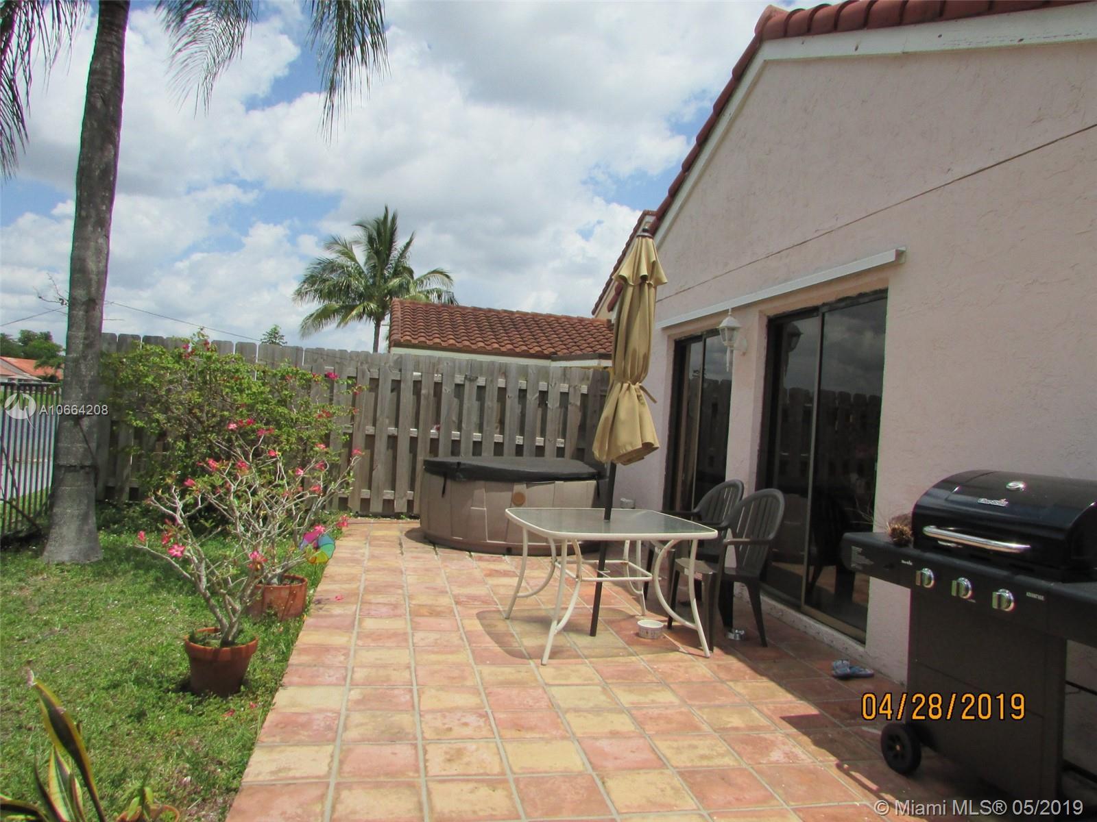 THE MOORS CLUSTER HOMES - Residential Lease