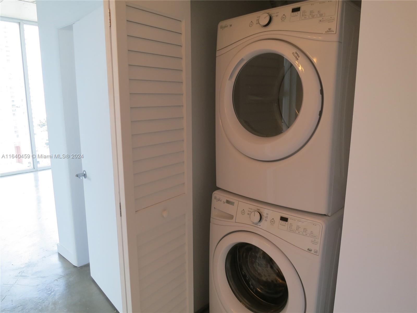 Centro Condo - Residential