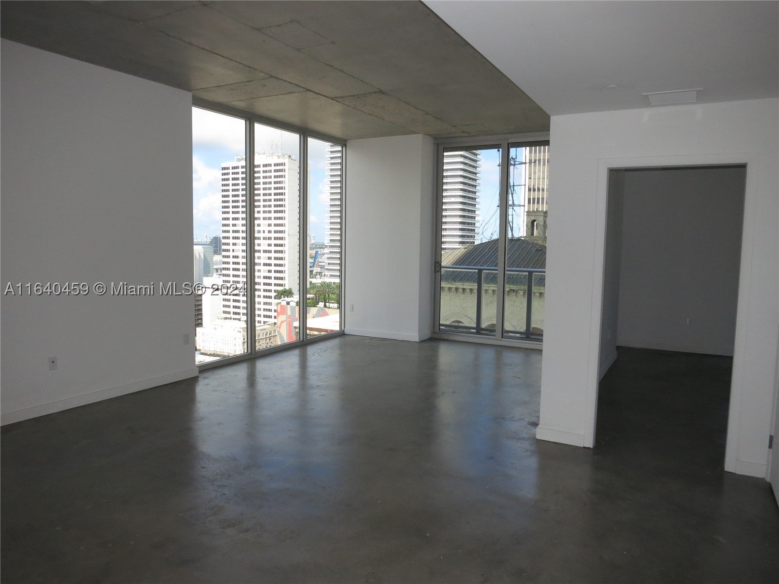 151 SE 1 St 1902