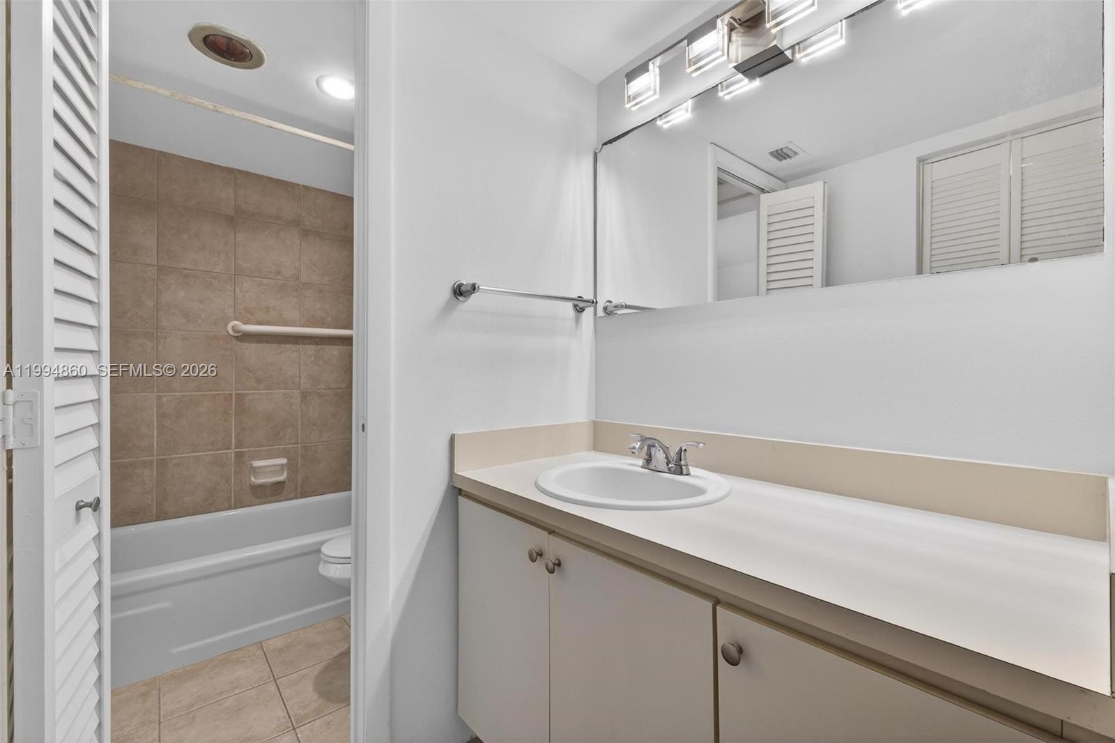 PARK PLACE CONDOMINIUM NO - Residential