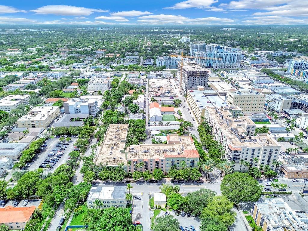 REGENT PARK CONDO - Residential