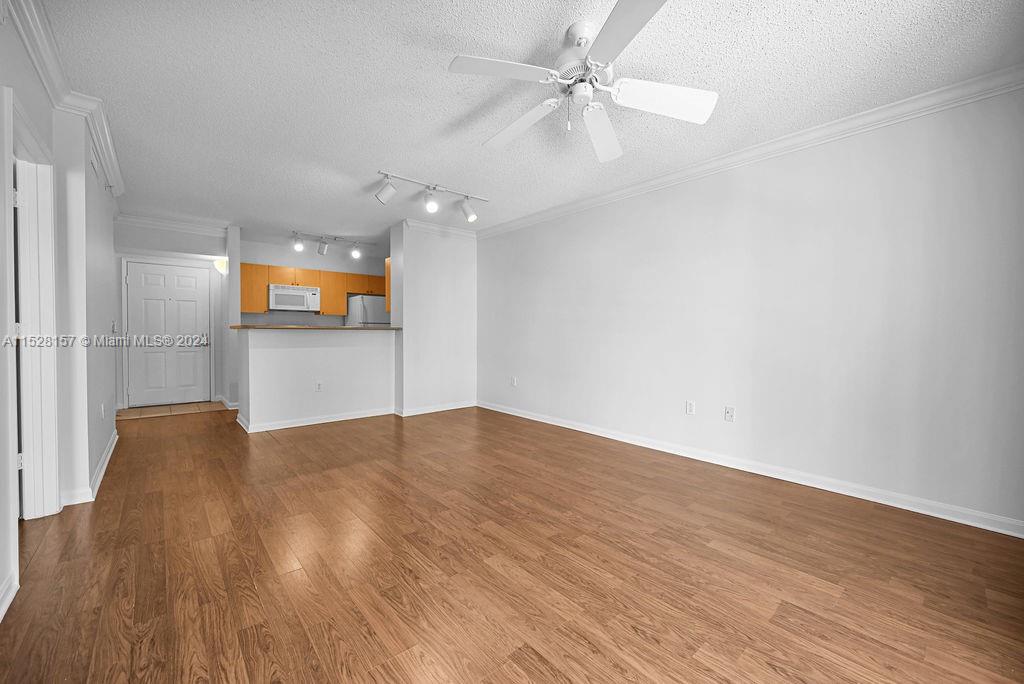 REGENT PARK CONDO - Residential