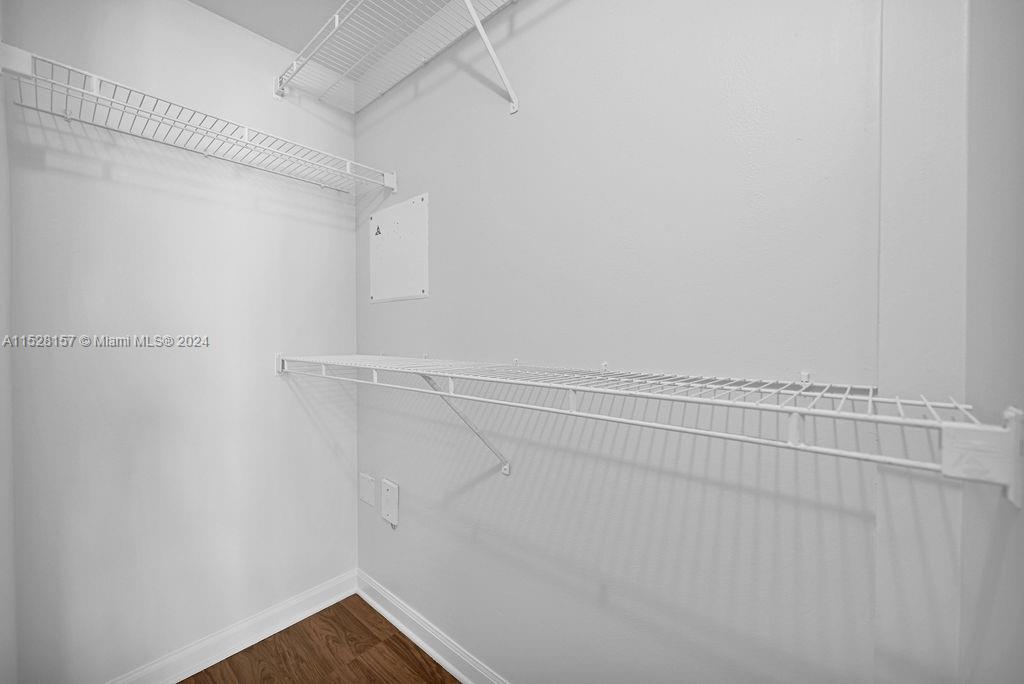 REGENT PARK CONDO - Residential
