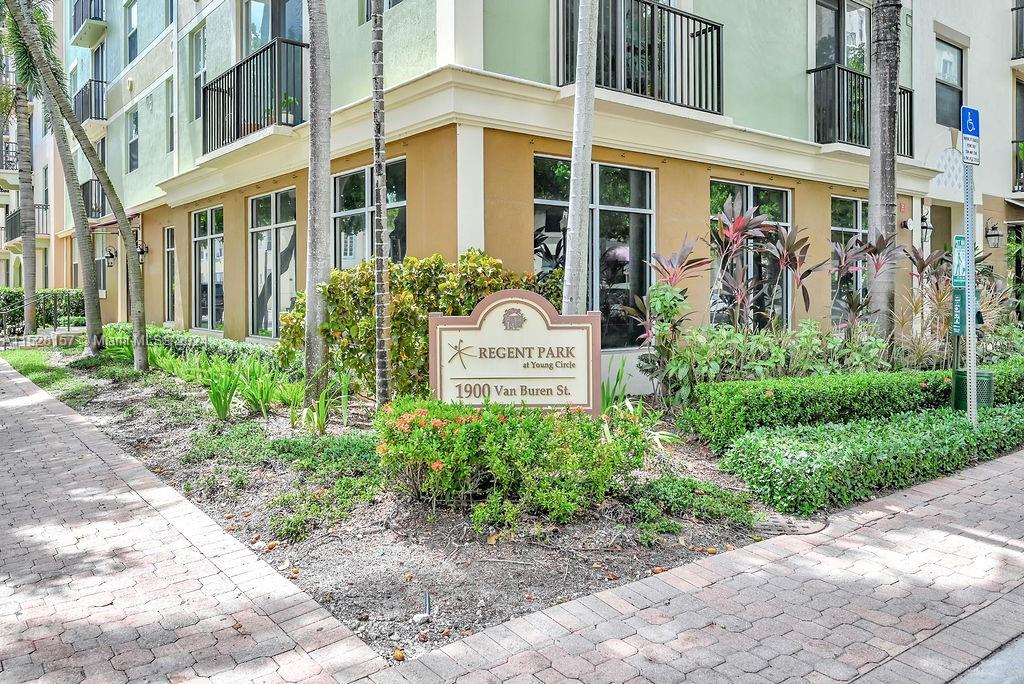 REGENT PARK CONDO - Residential