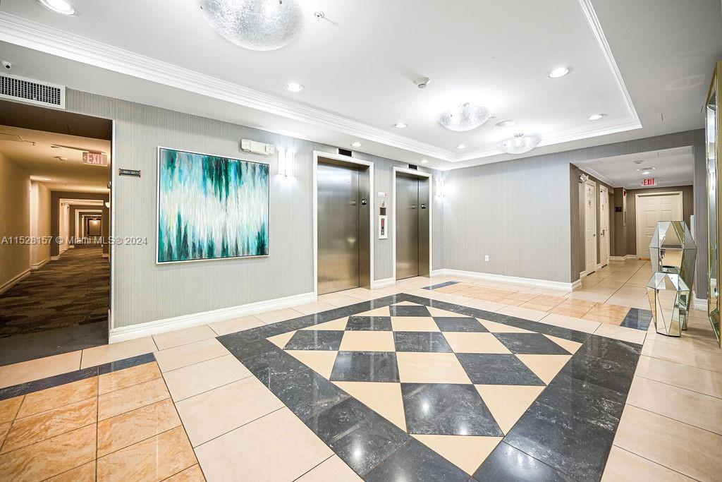 REGENT PARK CONDO - Residential
