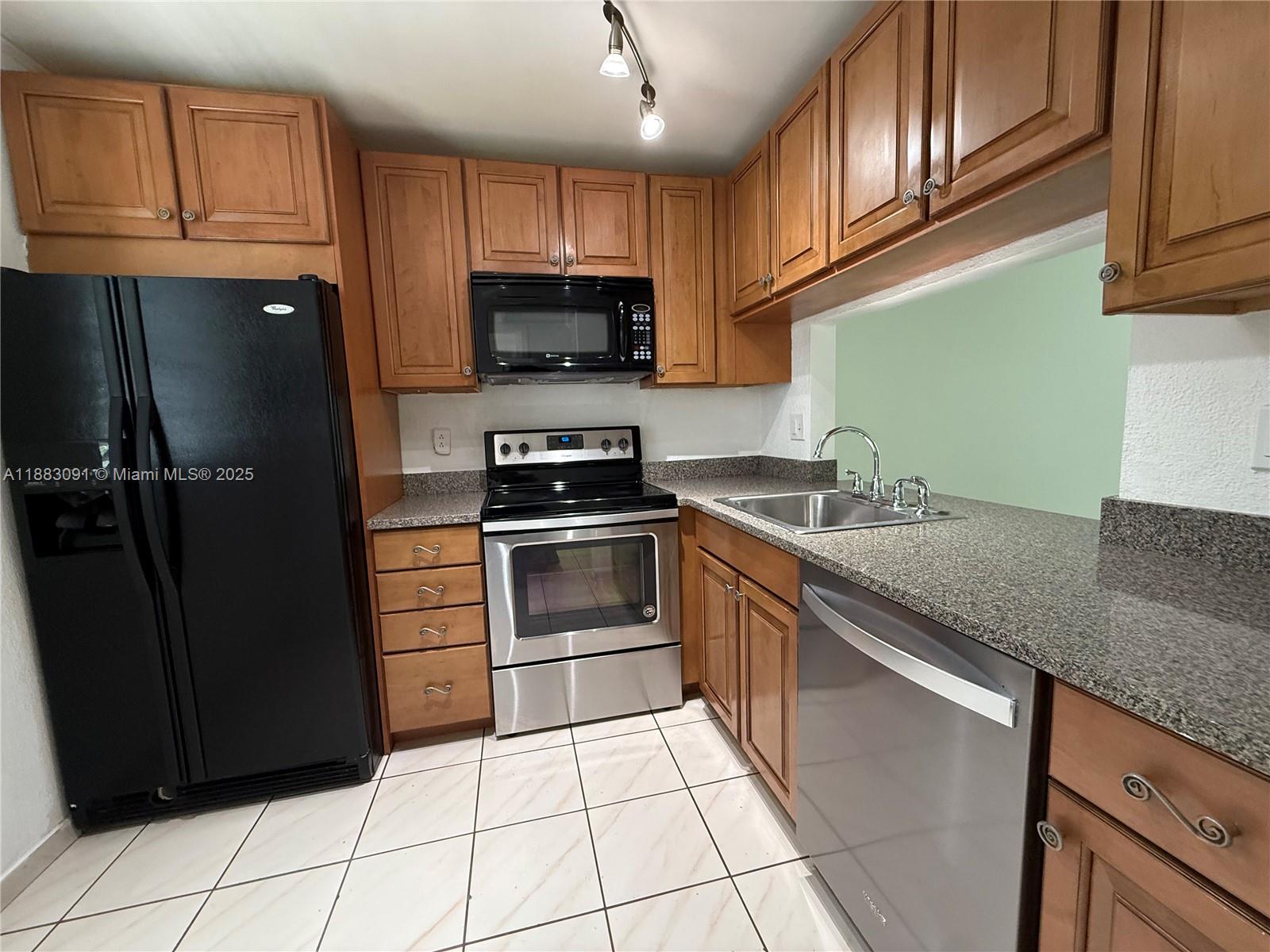 POINCIANA 10 PINE ISLAND - Residential Lease