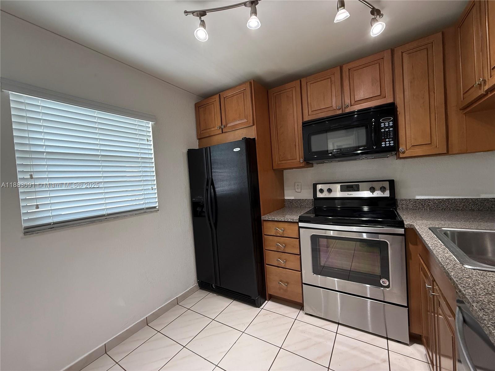 POINCIANA 10 PINE ISLAND - Residential Lease