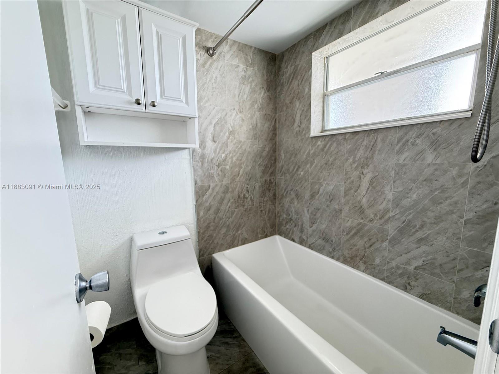 POINCIANA 10 PINE ISLAND - Residential Lease