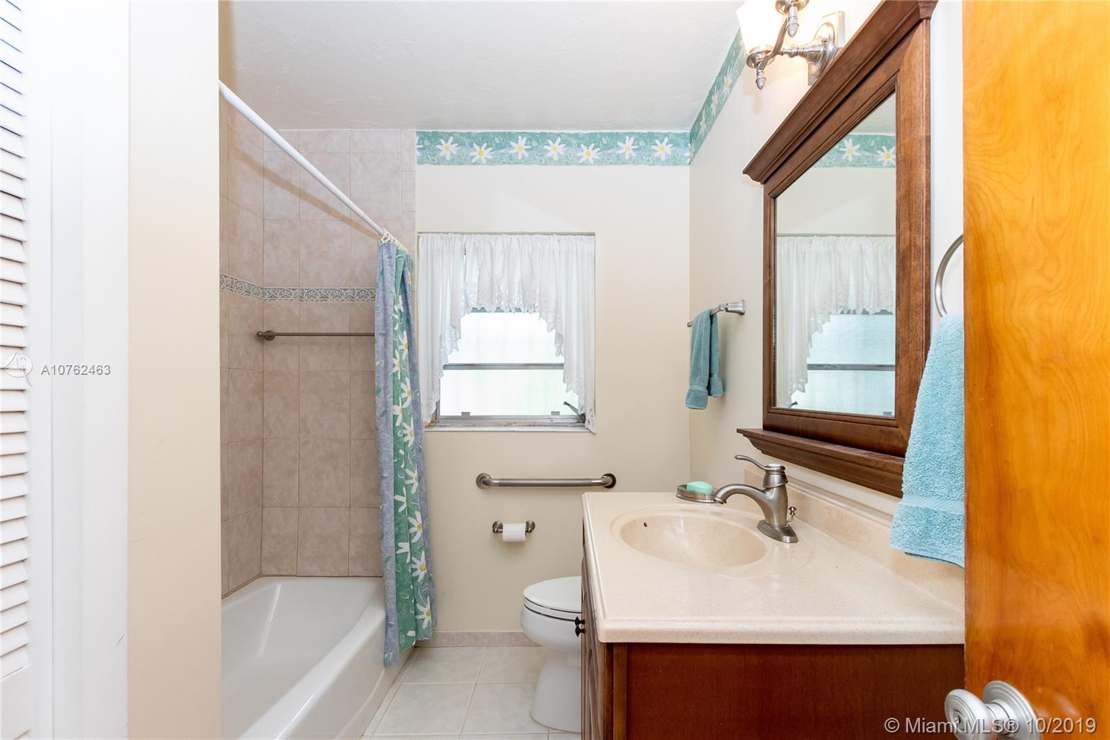 COUNTRY CLUB EST SEC 2 AM - Residential