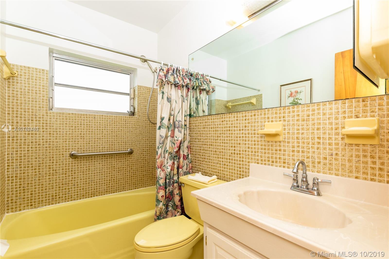 COUNTRY CLUB EST SEC 2 AM - Residential