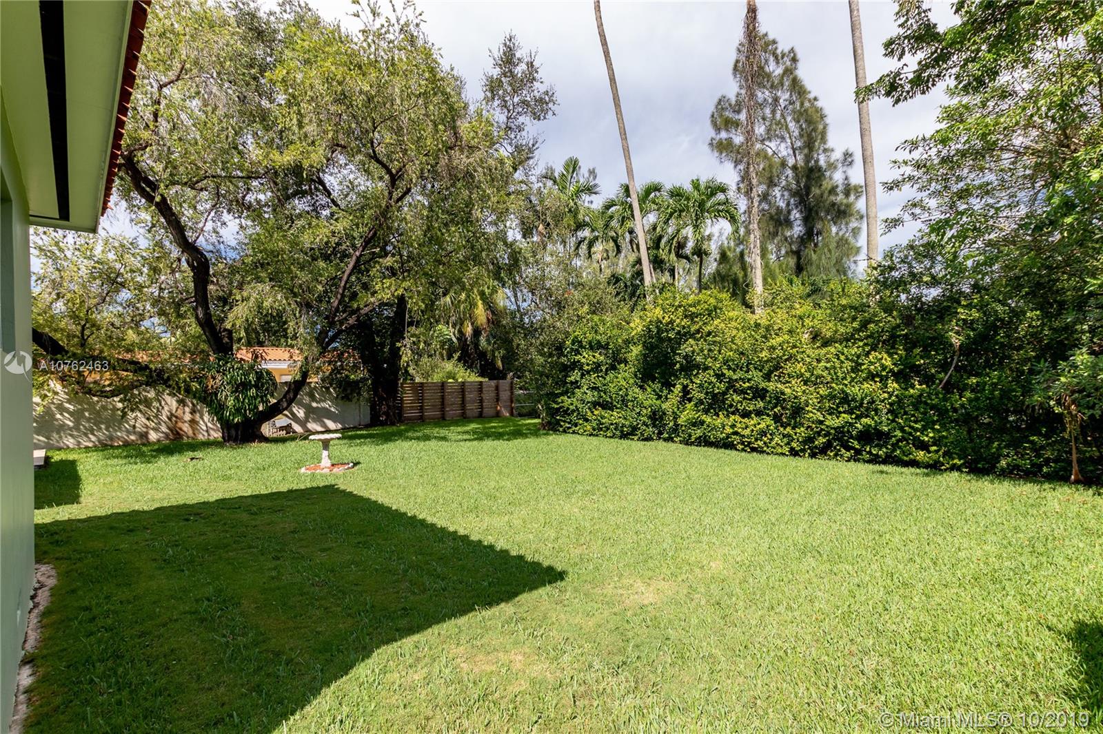 COUNTRY CLUB EST SEC 2 AM - Residential