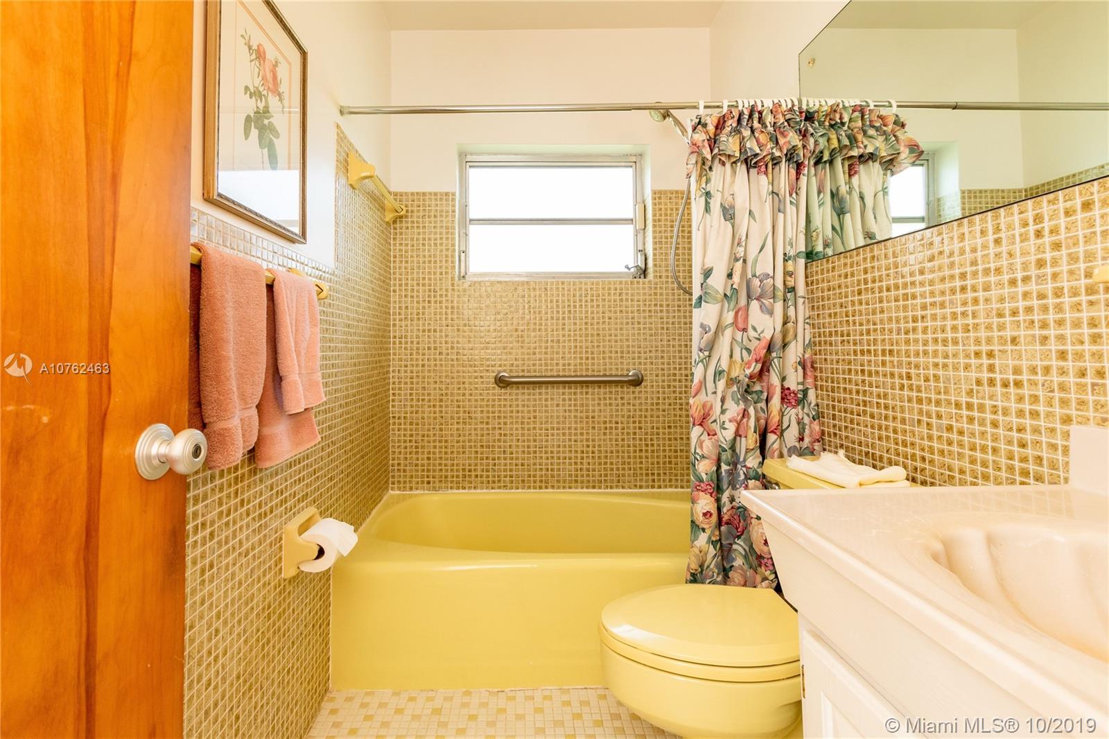 COUNTRY CLUB EST SEC 2 AM - Residential