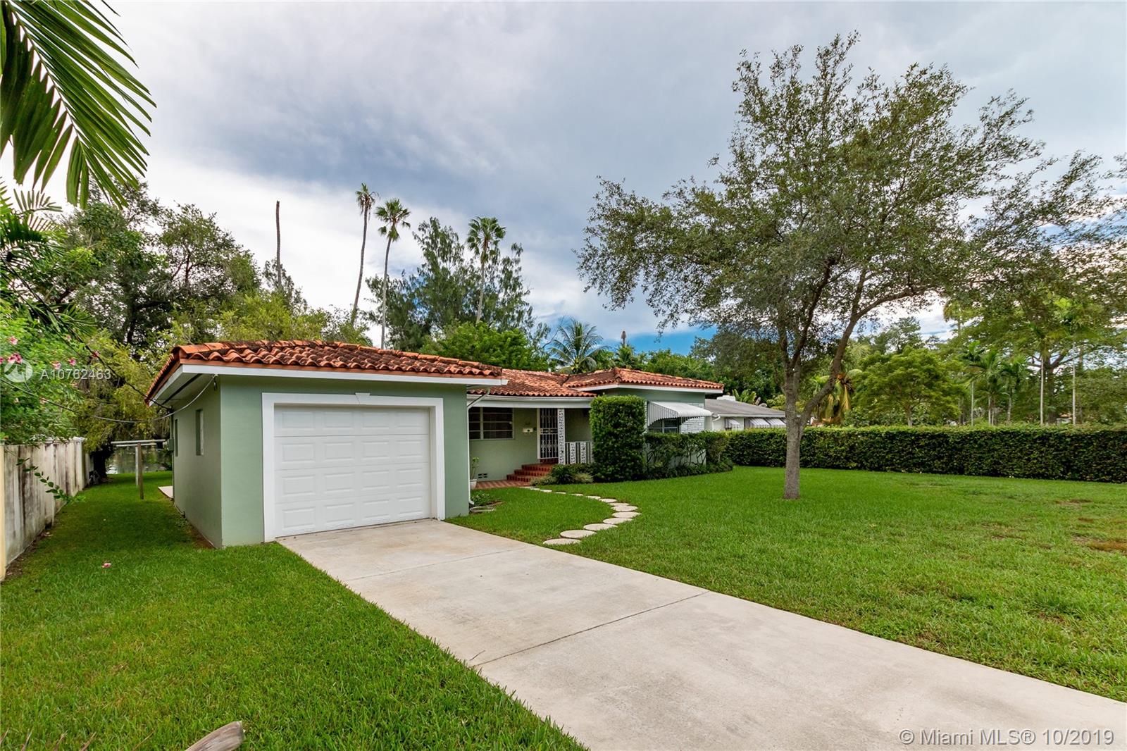 COUNTRY CLUB EST SEC 2 AM - Residential