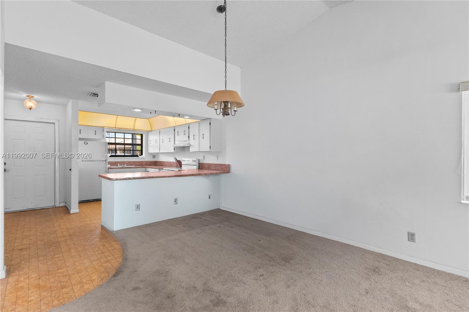 WOODLAKE ISLES - Residential