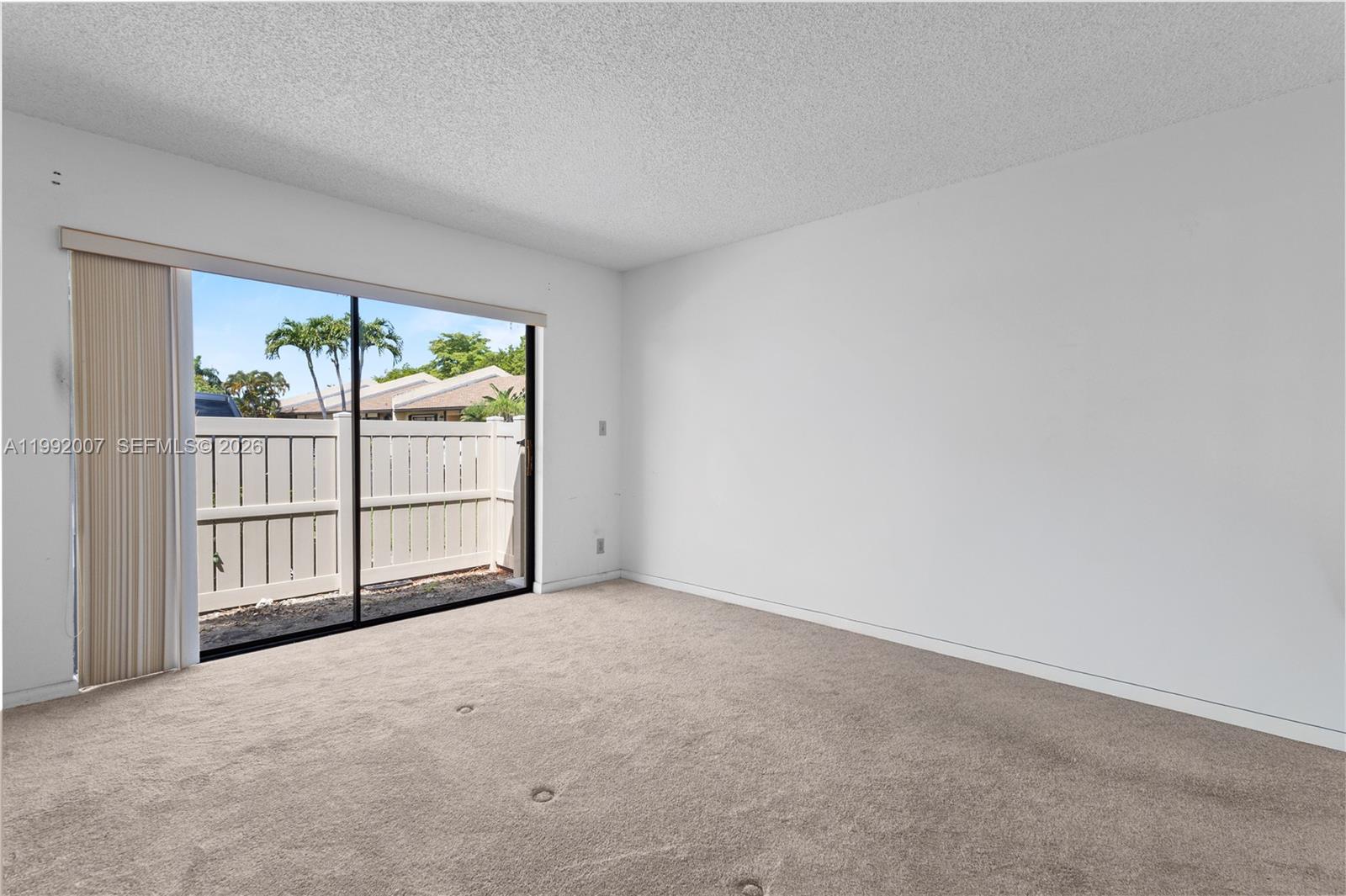 WOODLAKE ISLES - Residential