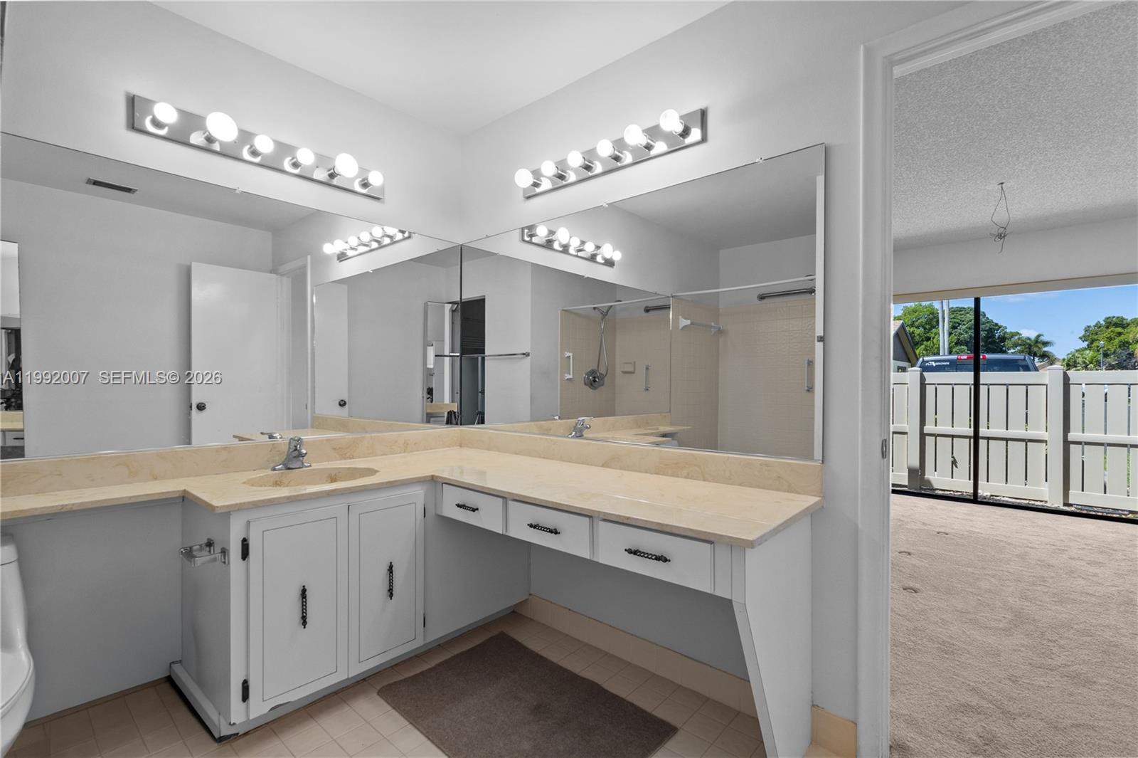 WOODLAKE ISLES - Residential