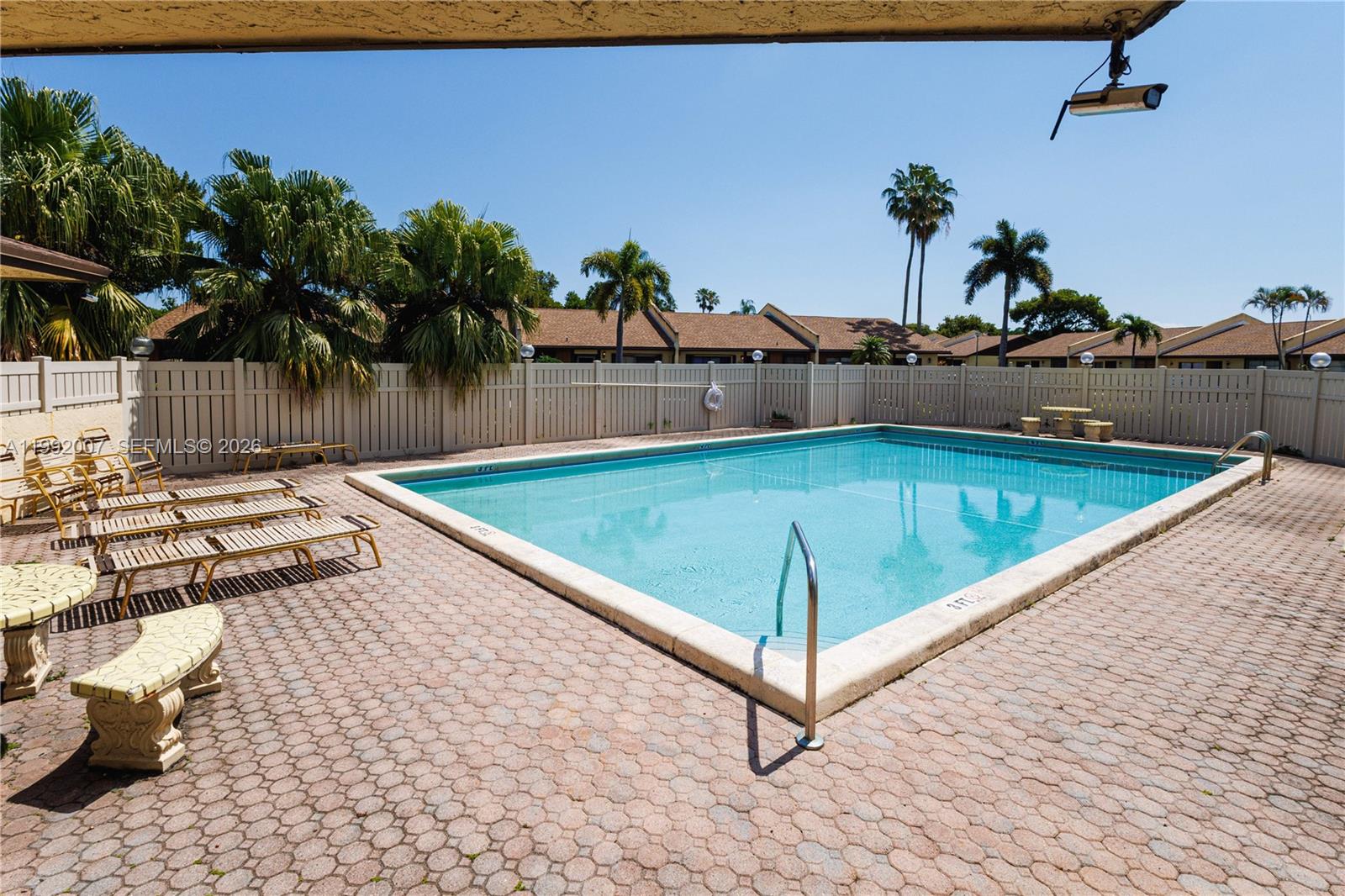 WOODLAKE ISLES - Residential