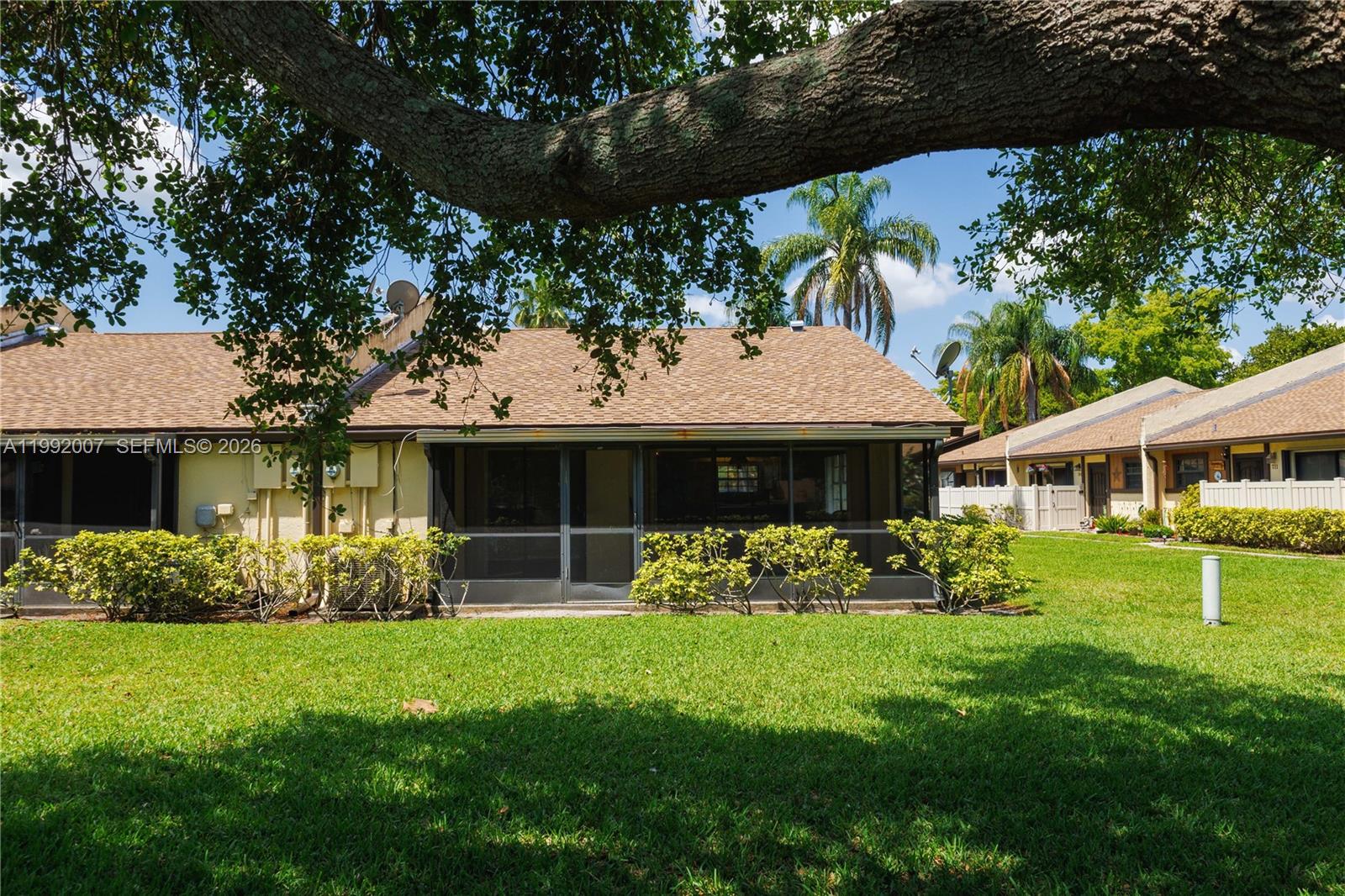 WOODLAKE ISLES - Residential