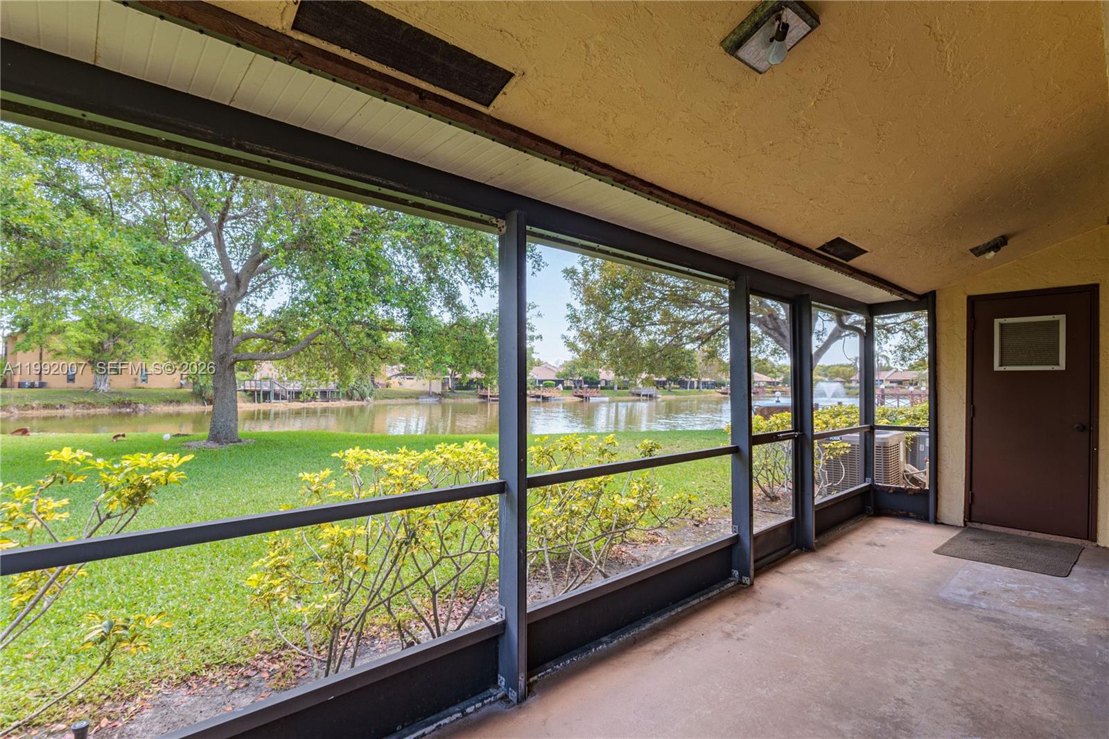 WOODLAKE ISLES - Residential