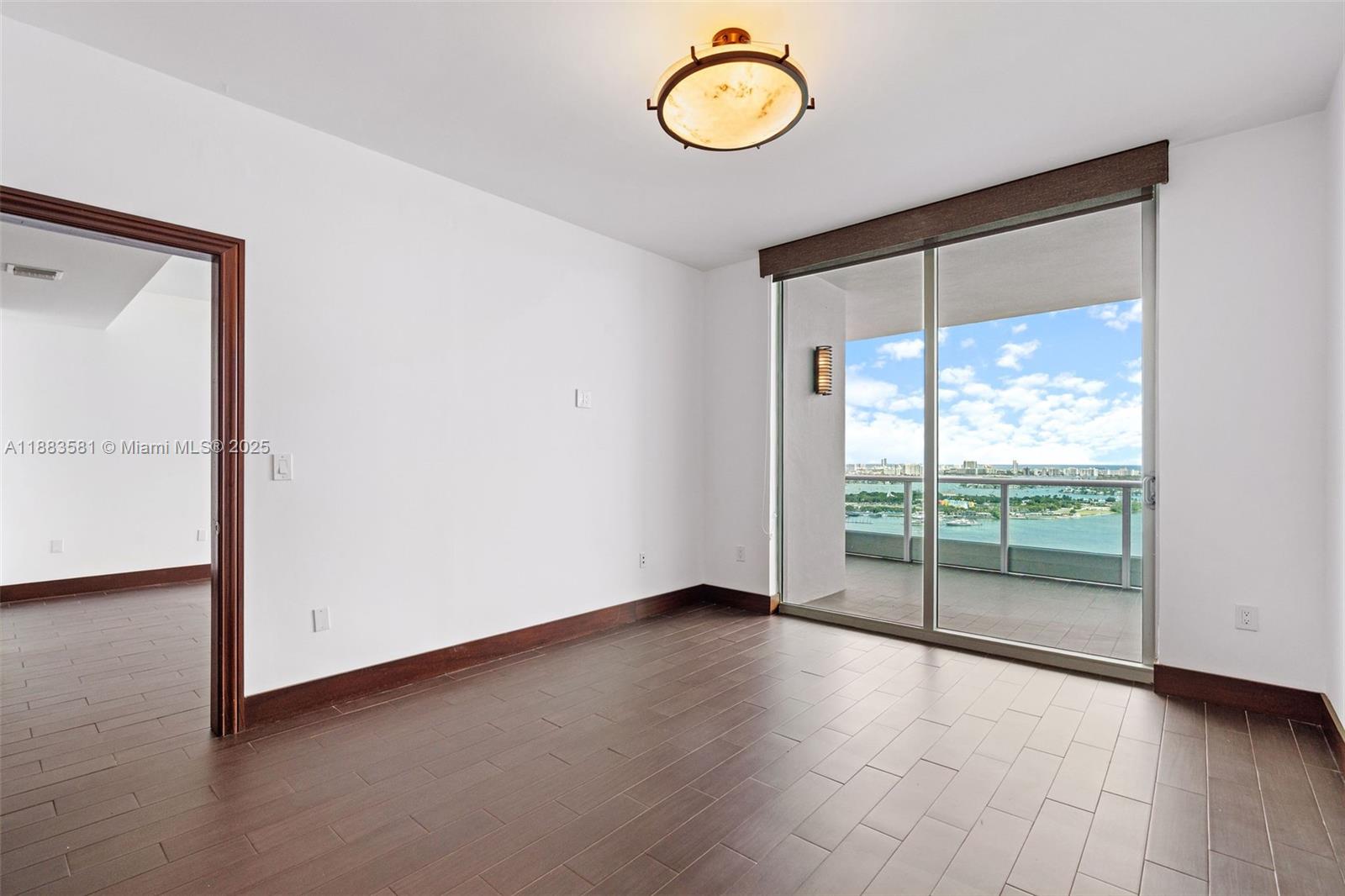 900 BISCAYNE BAY CONDO - Residential