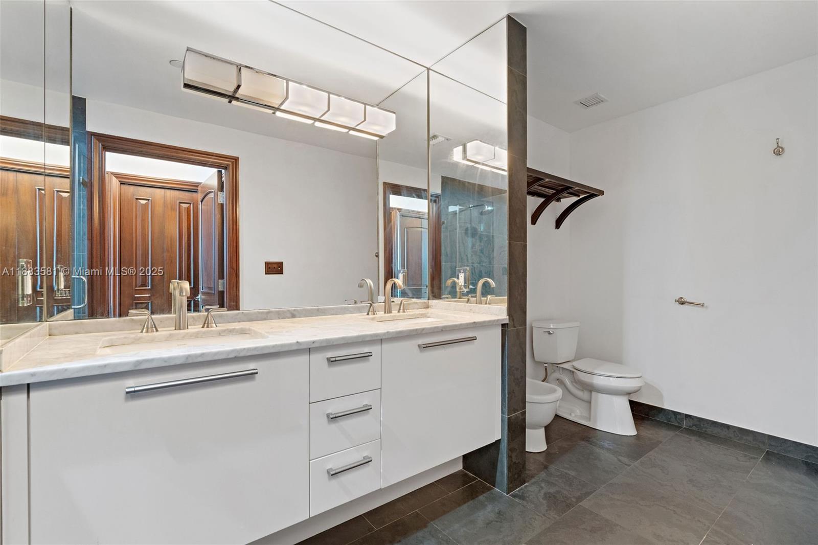 900 BISCAYNE BAY CONDO - Residential