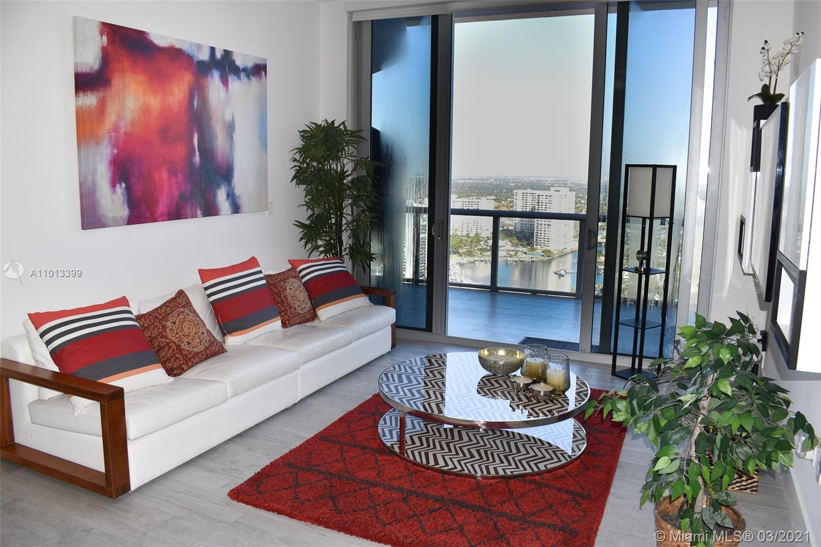 BEACHWALK CONDOMINIUM - Residential
