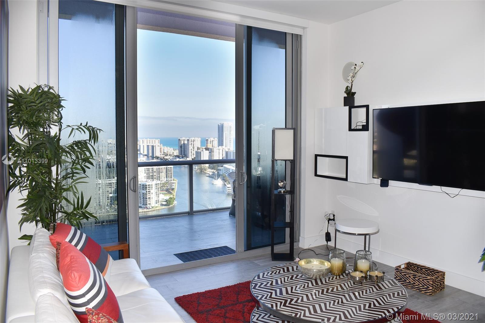 BEACHWALK CONDOMINIUM - Residential