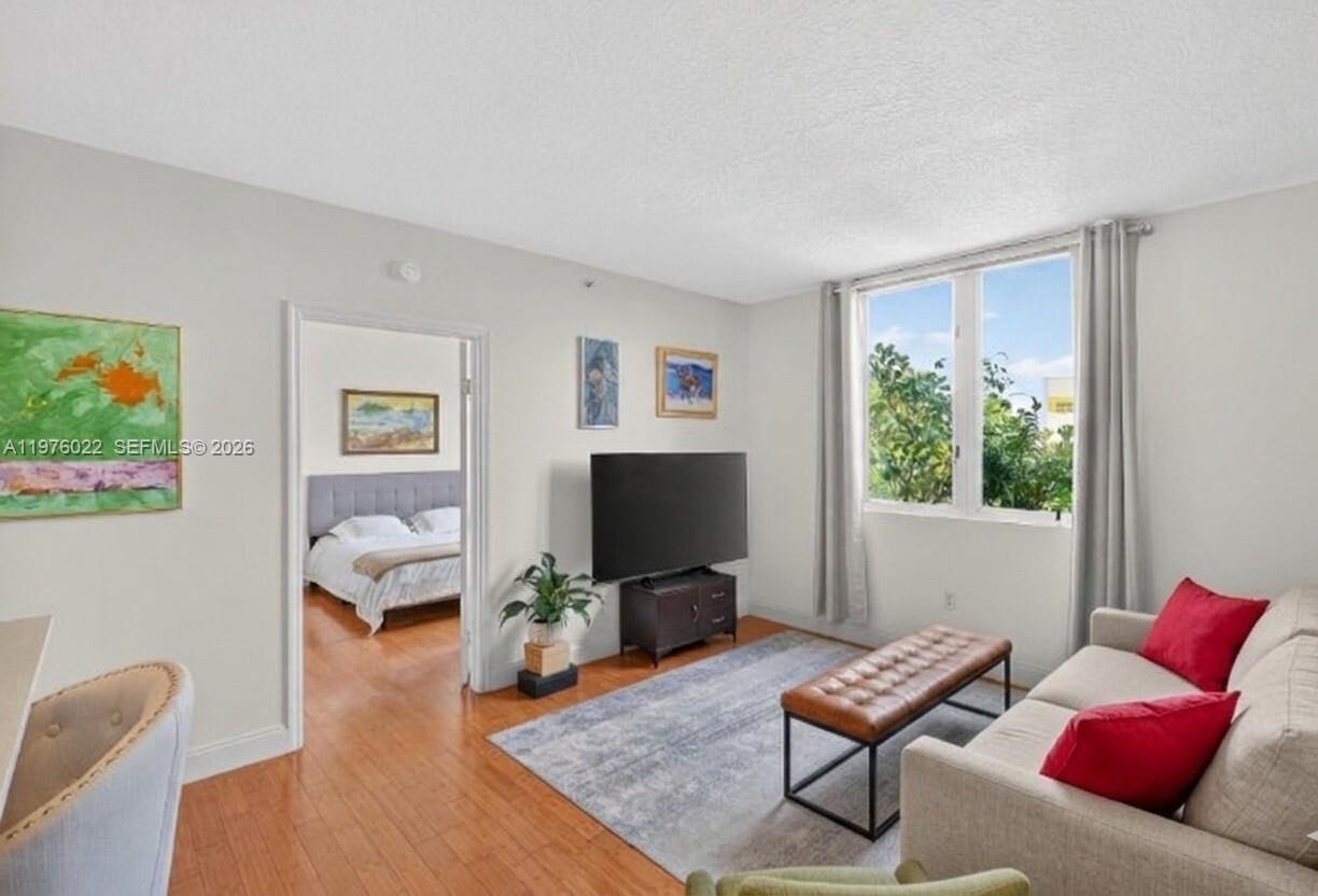 DIXIE GROVE RESIDENCES CO - Residential