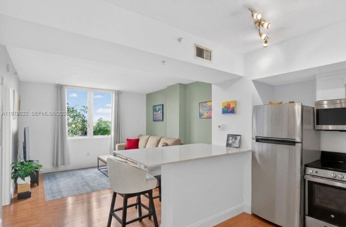 DIXIE GROVE RESIDENCES CO - Residential