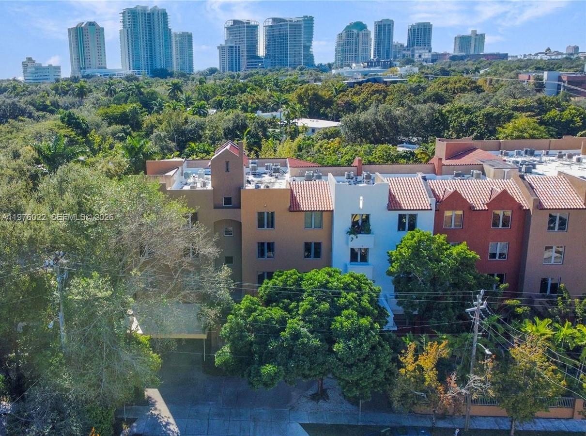 DIXIE GROVE RESIDENCES CO - Residential