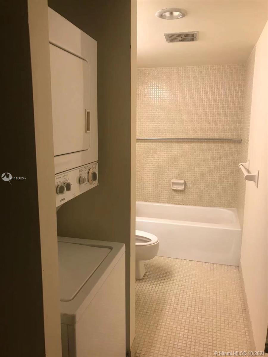 MANORS OF INVERRARY - Residential