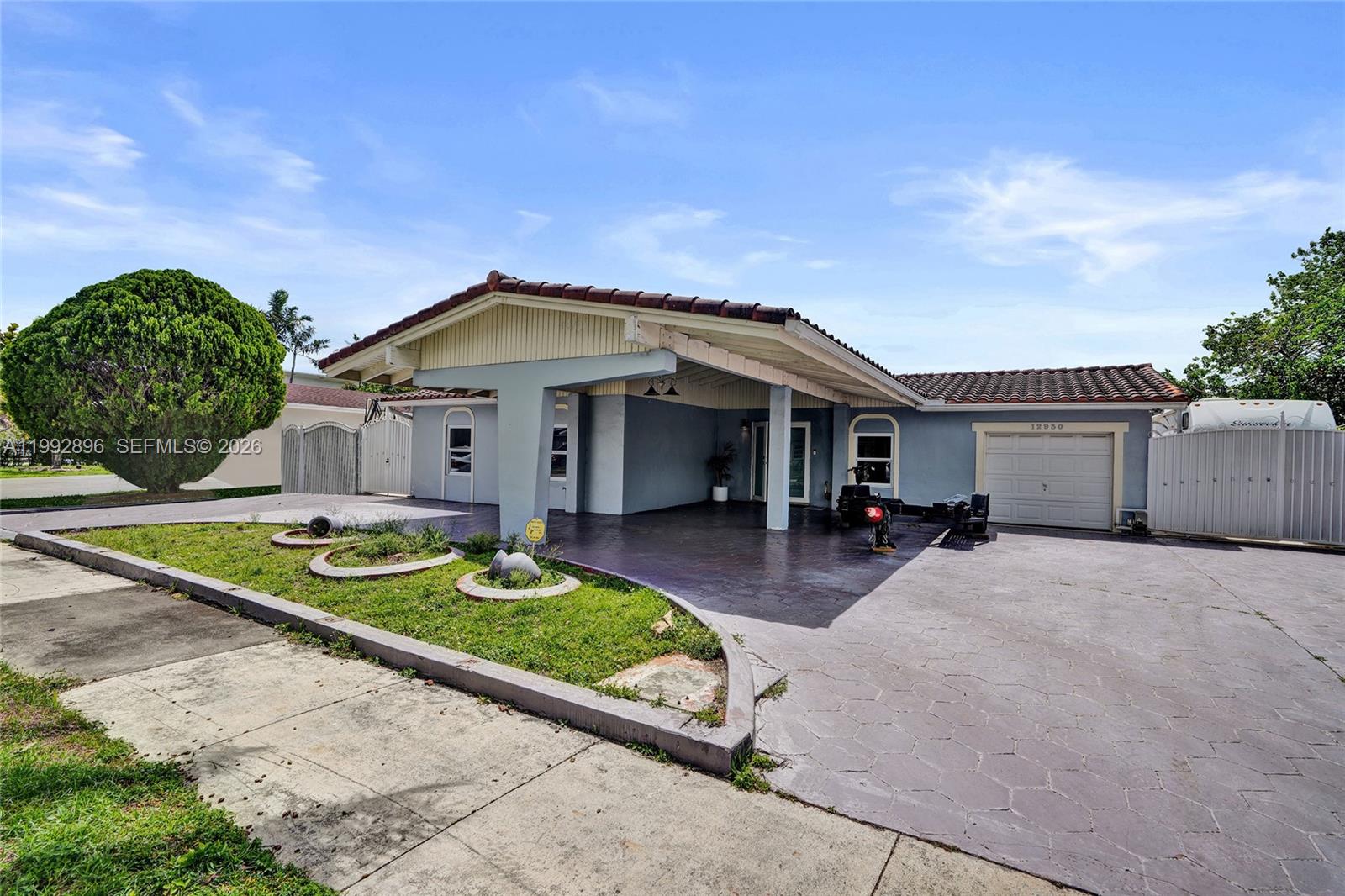 WINSTON PARK UNIT 1 - Residential