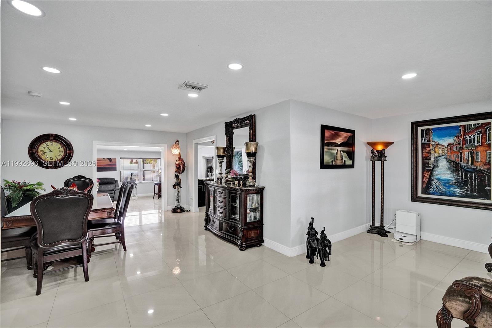 WINSTON PARK UNIT 1 - Residential