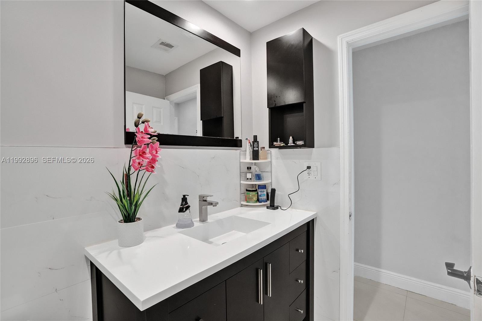 WINSTON PARK UNIT 1 - Residential