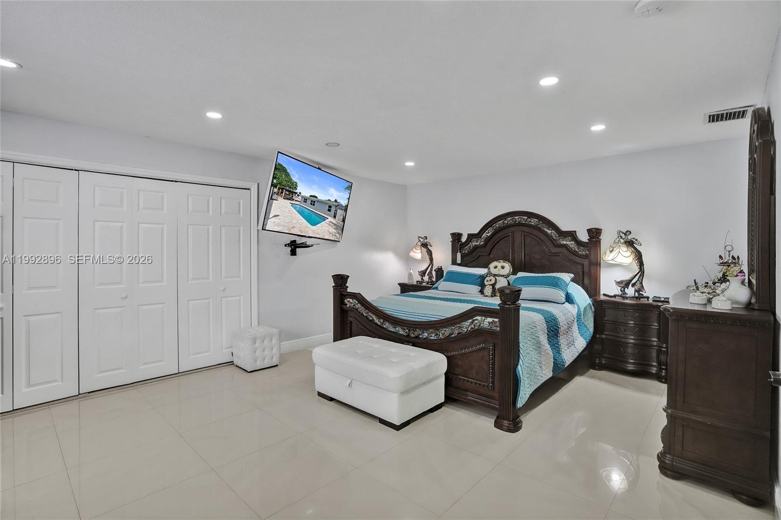 WINSTON PARK UNIT 1 - Residential